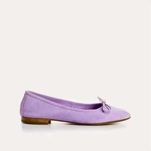 NEW REQINS carmen peau in lavender
